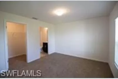 8032 Marsh Cir, Labelle, FL 33935 - Photo 4