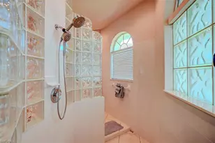 5613 Harbour Cir, Cape Coral, FL 33914 - Photo 28