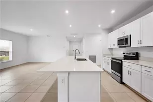 2714 SW 3rd Ln, Cape Coral, FL 33991 - Photo 10