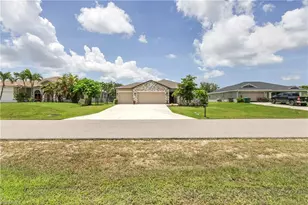 2714 SW 3rd Ln, Cape Coral, FL 33991 - Photo 1