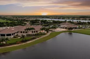 10572 Smoke House Bay Dr, Naples, FL 34120 - Photo 38