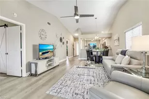 7360 Glenmoor Ln, Naples, FL 34104 - Photo 2
