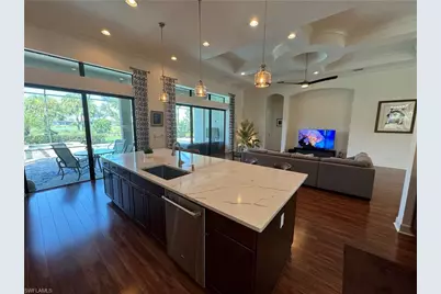 9262 Rialto Ln, Naples, FL 34119 - Photo 10