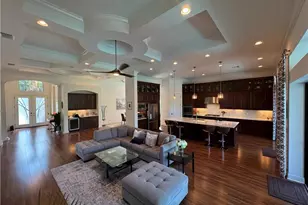 9262 Rialto Ln, Naples, FL 34119 - Photo 6