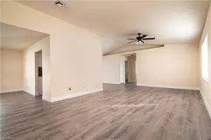 2911 6th Ave SE, Naples, FL 34117 - Photo 8