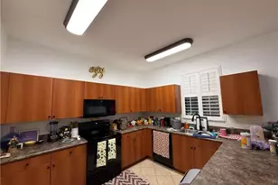 15208 Summit Pl Cir, Naples, FL 34119 - Photo 4