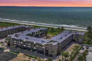 1401 Middle Gulf Dr, Sanibel, FL 33957 - Photo 6