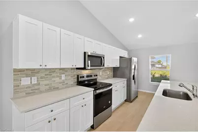 3107 NE 1st Ave, Cape Coral, FL 33909 - Photo 8