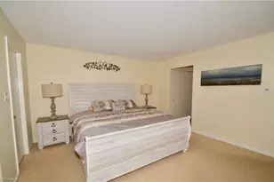 555 Park Shore Dr, Naples, FL 34103 - Photo 12