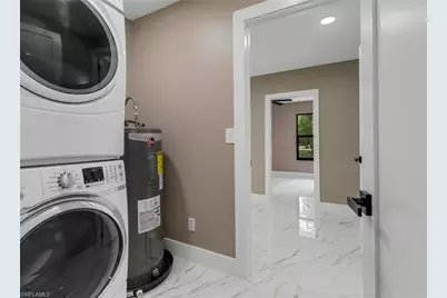 431 1st St NW, Naples, FL 34120 - Photo 22