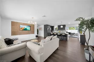 127 SE 43rd Ln, Cape Coral, FL 33904 - Photo 6