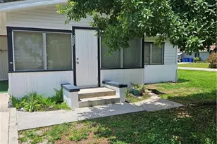 287 Poe Ave, North Fort Myers, FL 33917 - Photo 1