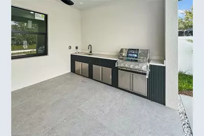 9 SW 14th Ave, Cape Coral, FL 33991 - Photo 30