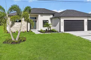 9 SW 14th Ave, Cape Coral, FL 33991 - Photo 2