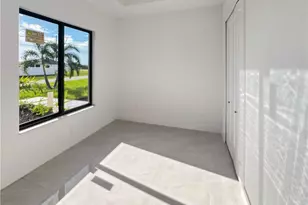 9 SW 14th Ave, Cape Coral, FL 33991 - Photo 24