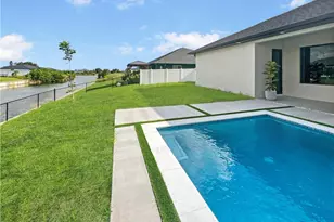 9 SW 14th Ave, Cape Coral, FL 33991 - Photo 32