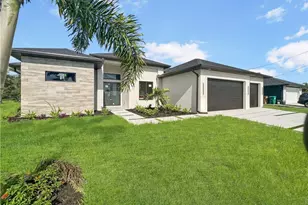 9 SW 14th Ave, Cape Coral, FL 33991 - Photo 6