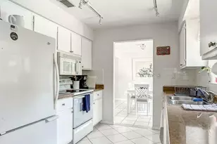 650 S Golf Dr, Naples, FL 34102 - Photo 16