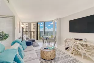 4041 Gulf Shore Blvd N, Naples, FL 34103 - Photo 2