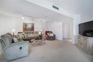 4041 Gulf Shore Blvd N, Naples, FL 34103 - Photo 10