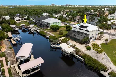 17911 Grey Heron Ct, Fort Myers Beach, FL 33931 - Photo 4