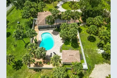 18381 Panther Trail Ln, North Fort Myers, FL 33917 - Photo 38