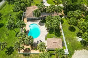 18381 Panther Trail Ln, North Fort Myers, FL 33917 - Photo 38