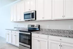 4604 Abaca Cir, Naples, FL 34119 - Photo 8