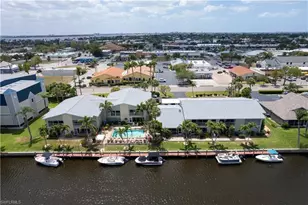 1409 SE 46th Ln, Cape Coral, FL 33904 - Photo 44