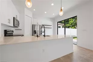 8797 Madrid Cir, Naples, FL 34104 - Photo 10
