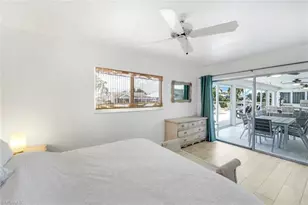 1048 Cottonwood Ct, Marco Island, FL 34145 - Photo 14