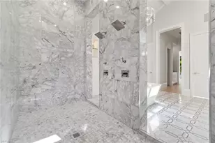 3290 Crayton Rd, Naples, FL 34103 - Photo 20