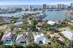 3290 Crayton Rd, Naples, FL 34103 - Photo 50