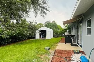 4 Palm Blvd, Lehigh Acres, FL 33936 - Photo 8