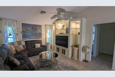 169 SE 21st St, Cape Coral, FL 33990 - Photo 4
