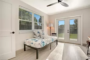 982 13th St N, Naples, FL 34102 - Photo 24