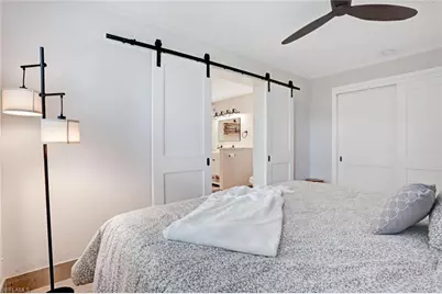 982 13th St N, Naples, FL 34102 - Photo 14