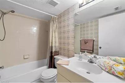 3364 Timberwood Cir, Naples, FL 34105 - Photo 16