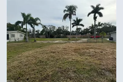 9934 Almetta Ave, Fort Myers, FL 33919 - Photo 2