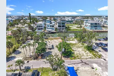 1339 Santos Rd, Fort Myers Beach, FL 33931 - Photo 6