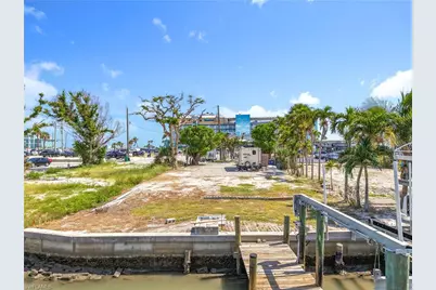 1339 Santos Rd, Fort Myers Beach, FL 33931 - Photo 22