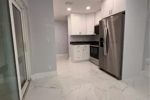 3711 4th Ave NE, Naples, FL 34120 - Photo 8