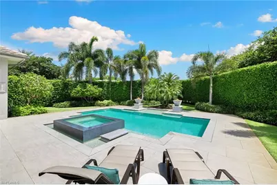 745 Riviera Dr, Naples, FL 34103 - Photo 34