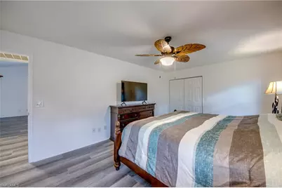 121 SE 17th St, Cape Coral, FL 33990 - Photo 20