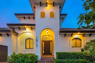 1812 Maywood Ct, Marco Island, FL 34145 - Photo 2
