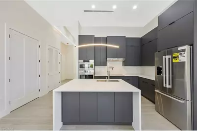 1297 Trail Terrace Dr, Naples, FL 34103 - Photo 4