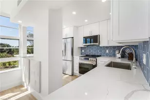 440 Seaview Ct, Marco Island, FL 34145 - Photo 6