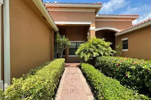 13548 Coronado Dr, Naples, FL 34109 - Photo 2