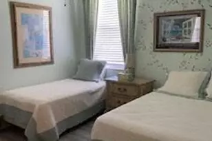 7832 Meridan Ct, Naples, FL 34104 - Photo 14