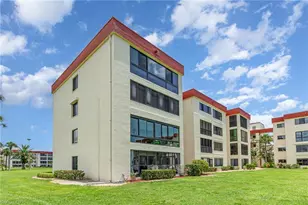 7402 Lake Breeze Dr, Fort Myers, FL 33907 - Photo 24